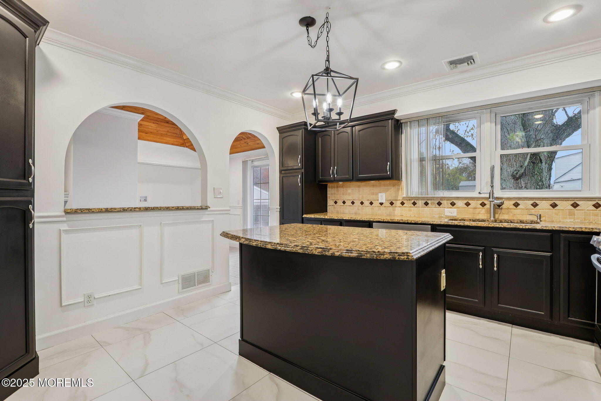 1100 Green Grove Road Neptune Township, NJ 07753 - Photo 9 of 44 13-web-or-mls-Green Grove Rd-S1111-013