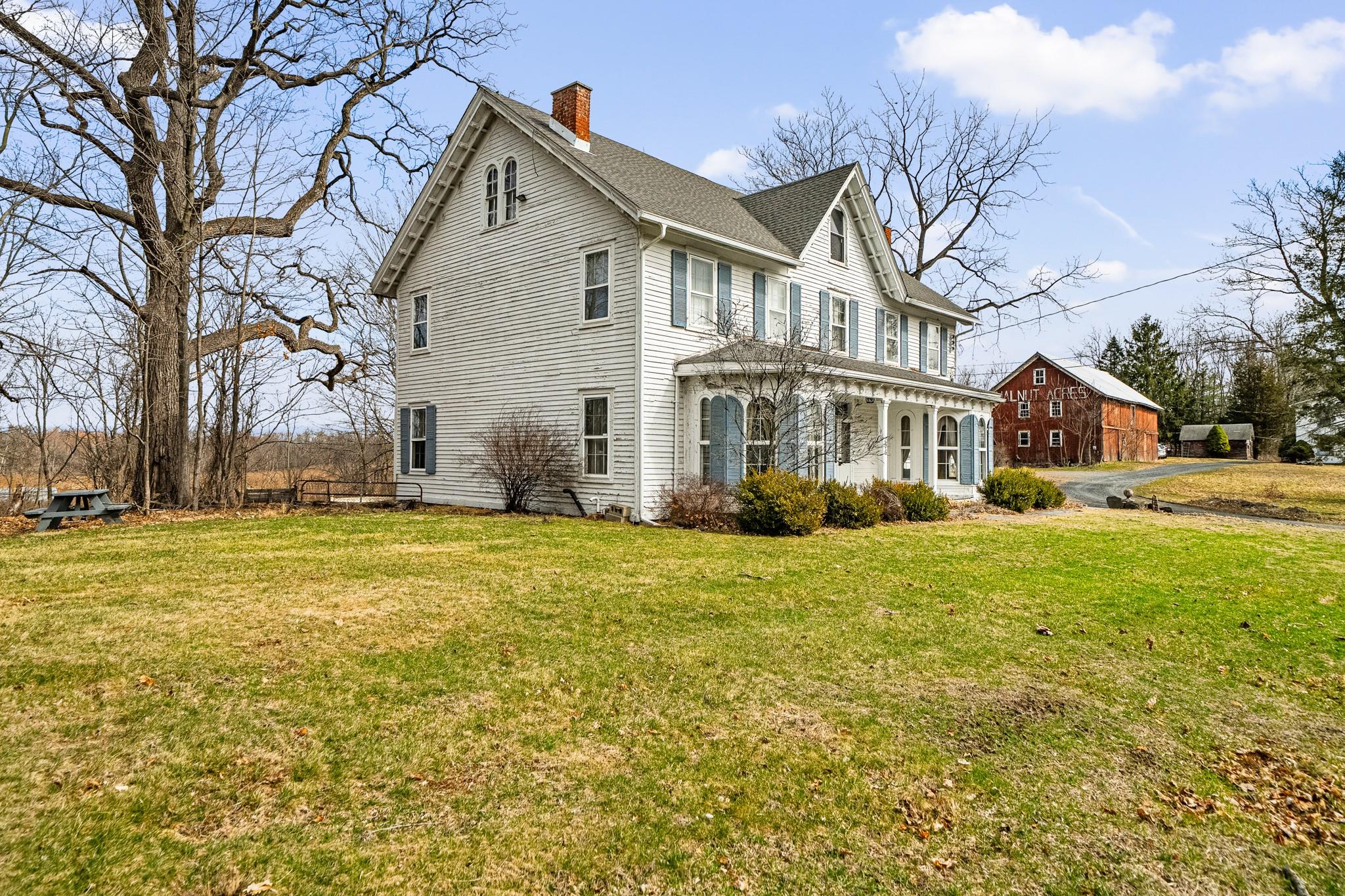 206 Greycourt Road, Unit 190 Chester, NY 10918 - Photo 13 of 49 a front view of a house with a yard