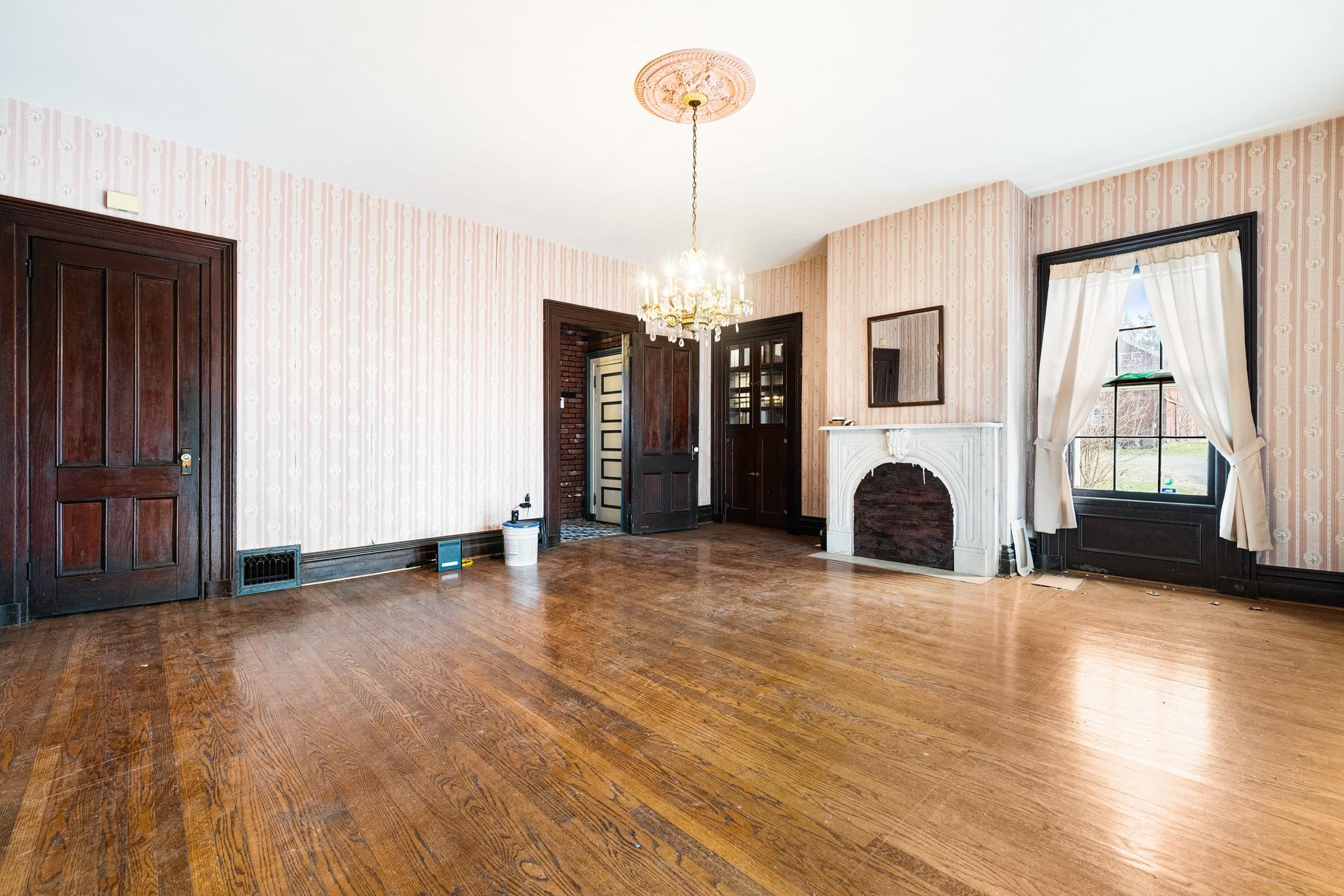 206 Greycourt Road, Unit 190 Chester, NY 10918 - Photo 31 of 49 a view of a livingroom with a fireplace and window