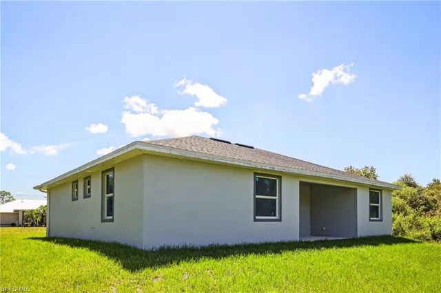 $335,000 | 524 Fairfax Avenue, Lehigh Acres, FL 33974