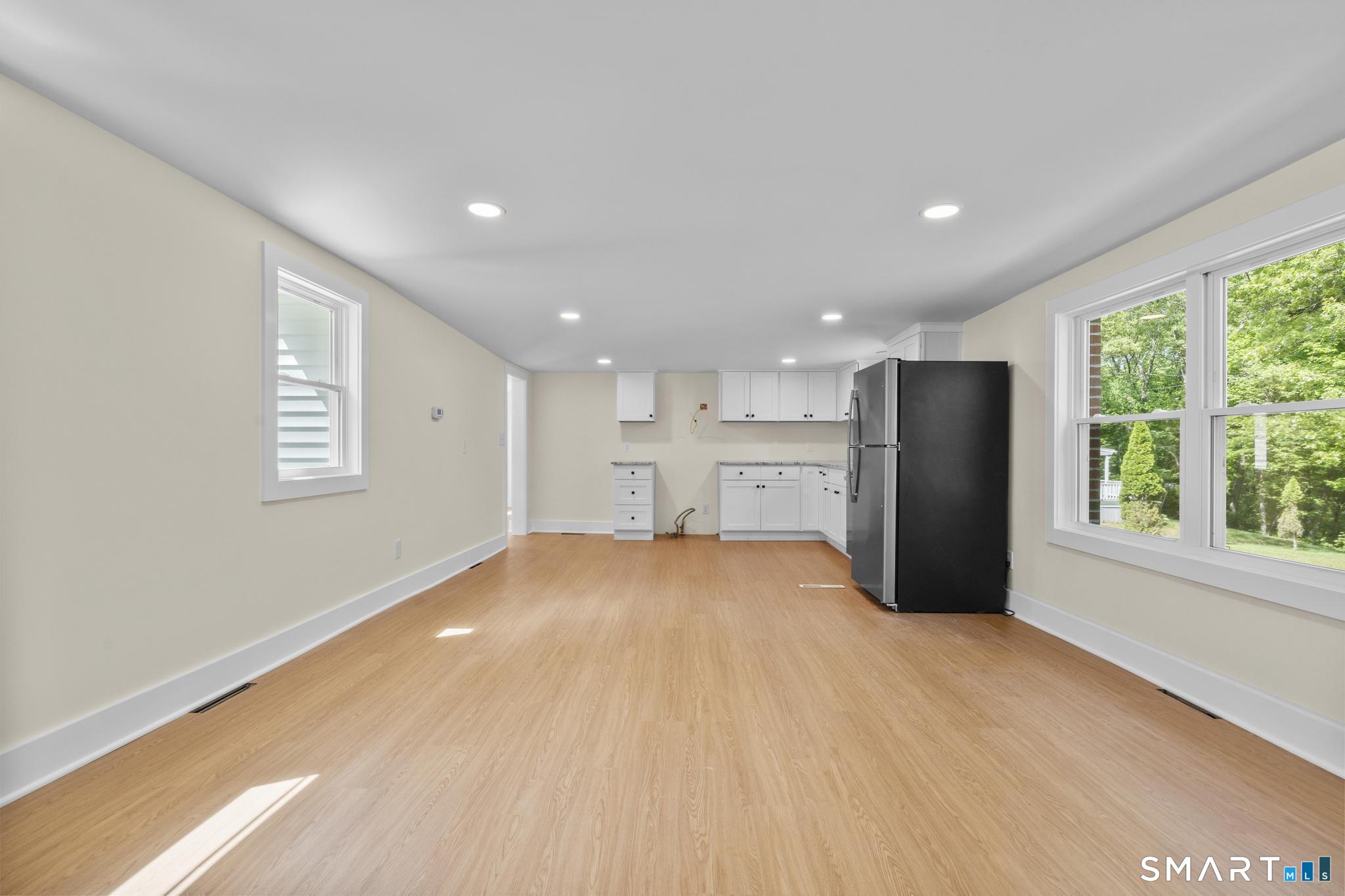 173 Elm Hill Road Vernon, CT 06066 - Photo 5 of 25 Gallery Image 5