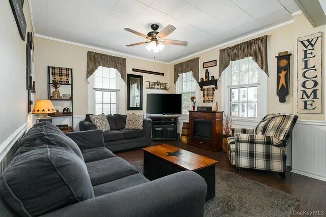 $375,000 | 213 Elmendorf Street, Kingston, NY 12401