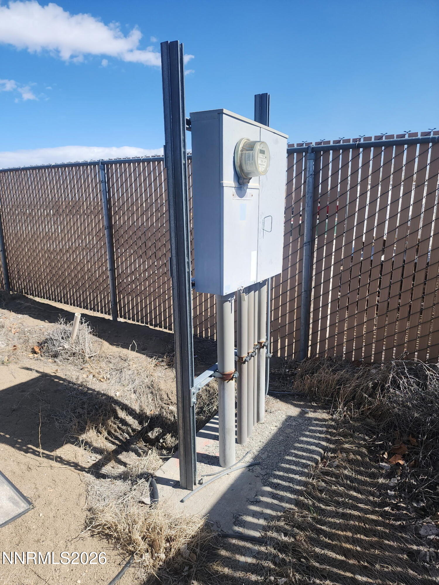 601 Windmill Drive Fallon, NV 89406 - Photo 11 of 18 a view of a pathway of a building
