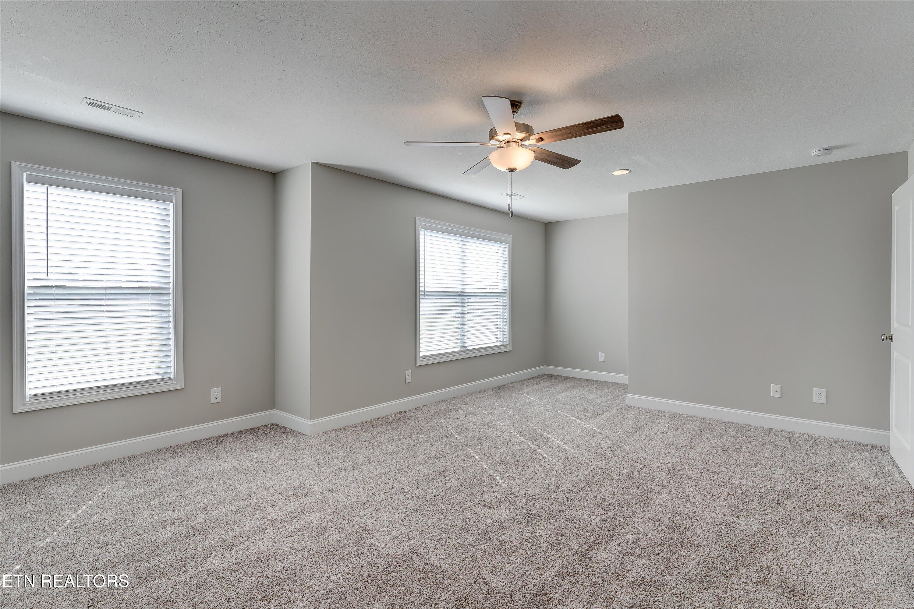 322 Broadberry Avenue Oak Ridge, TN 37830 - Photo 14 of 30 14-322 Broadberry Ave-14