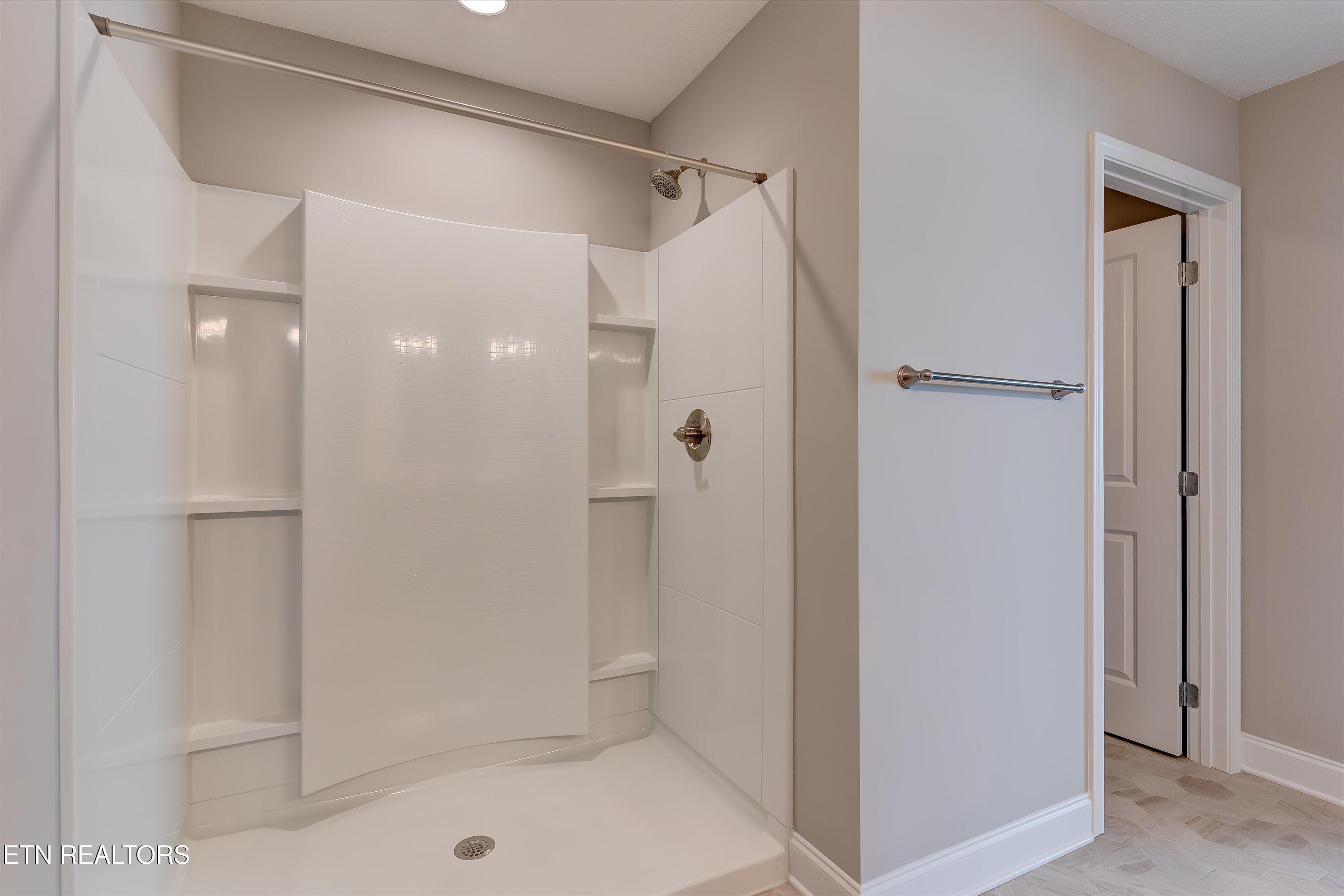 322 Broadberry Avenue Oak Ridge, TN 37830 - Photo 17 of 30 17-322 Broadberry Ave-17