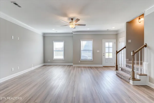 $354,900 | 322 Broadberry Avenue, Oak Ridge, TN 37830