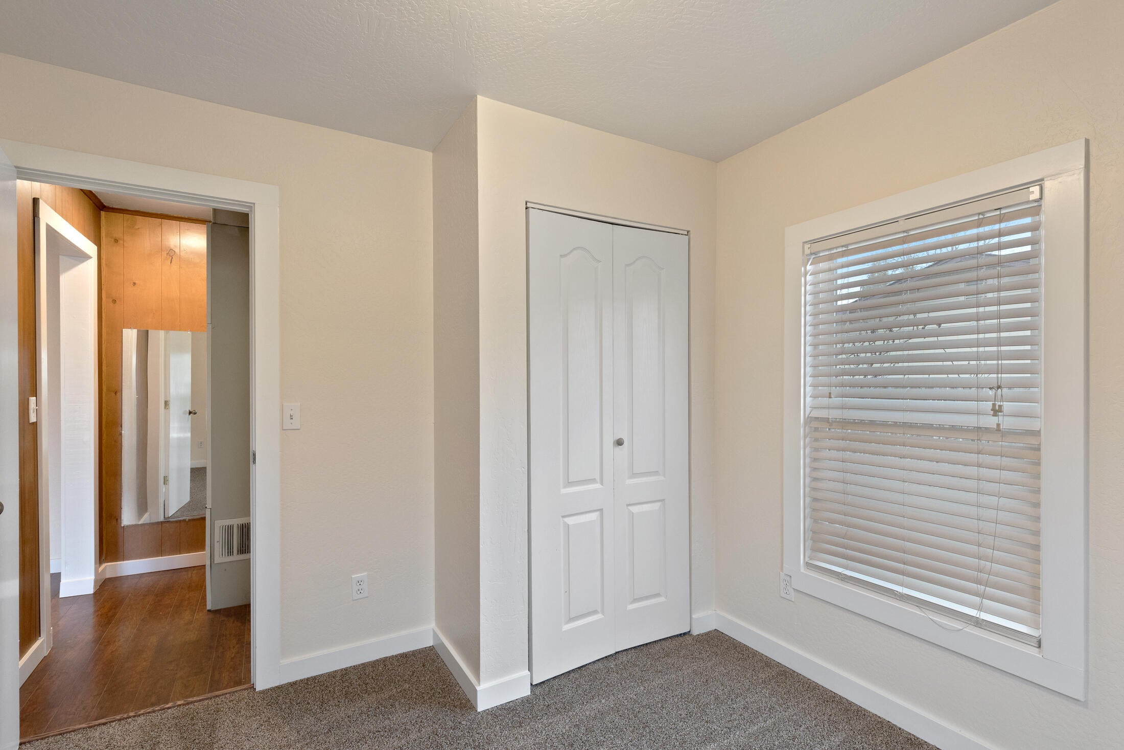 1001 West Harbeck Road Grants Pass, OR 97527 - Photo 27 of 29 0R1A6419