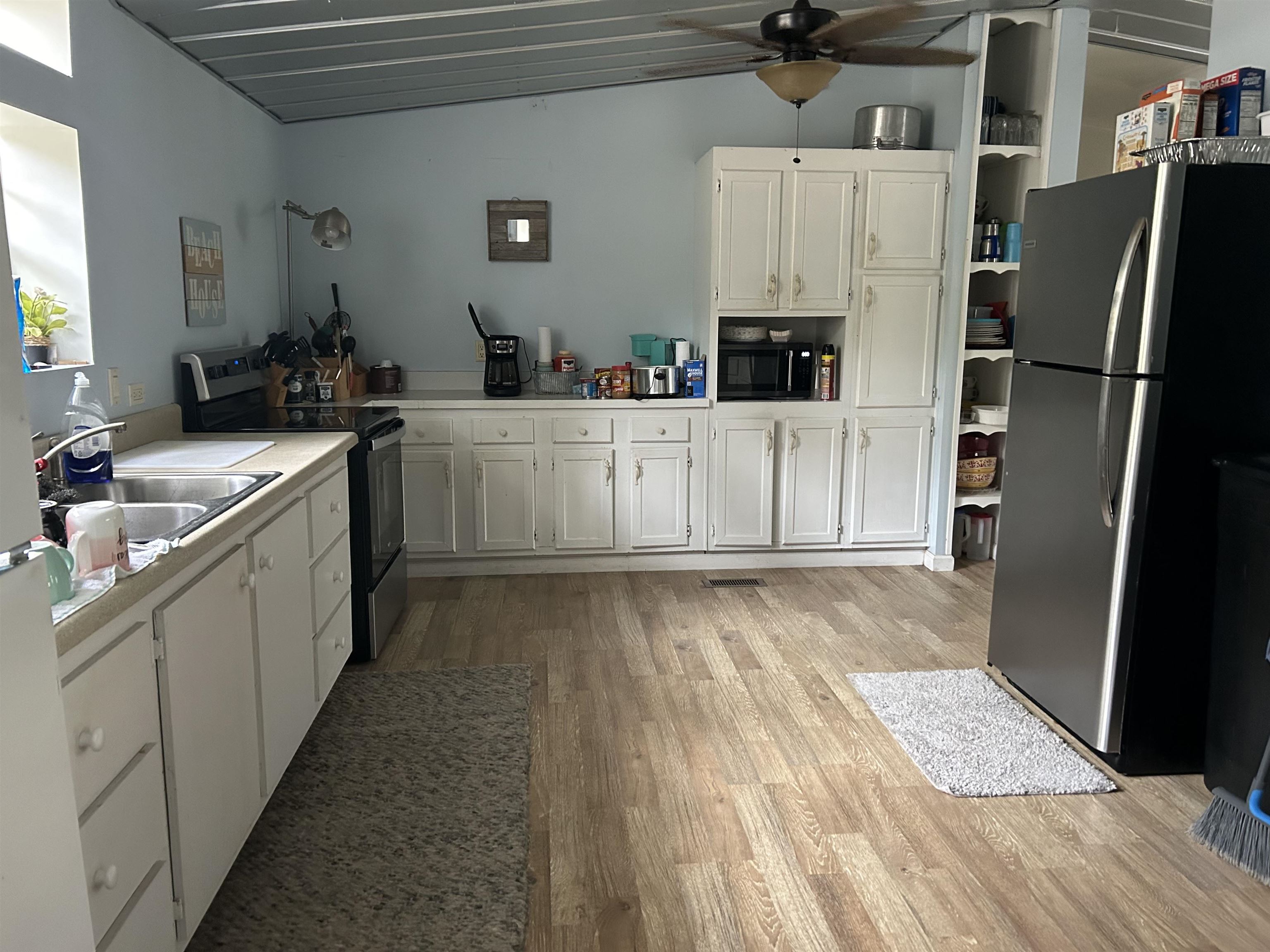 657 Pine Street Panacea, FL 32346 - Photo 2 of 2