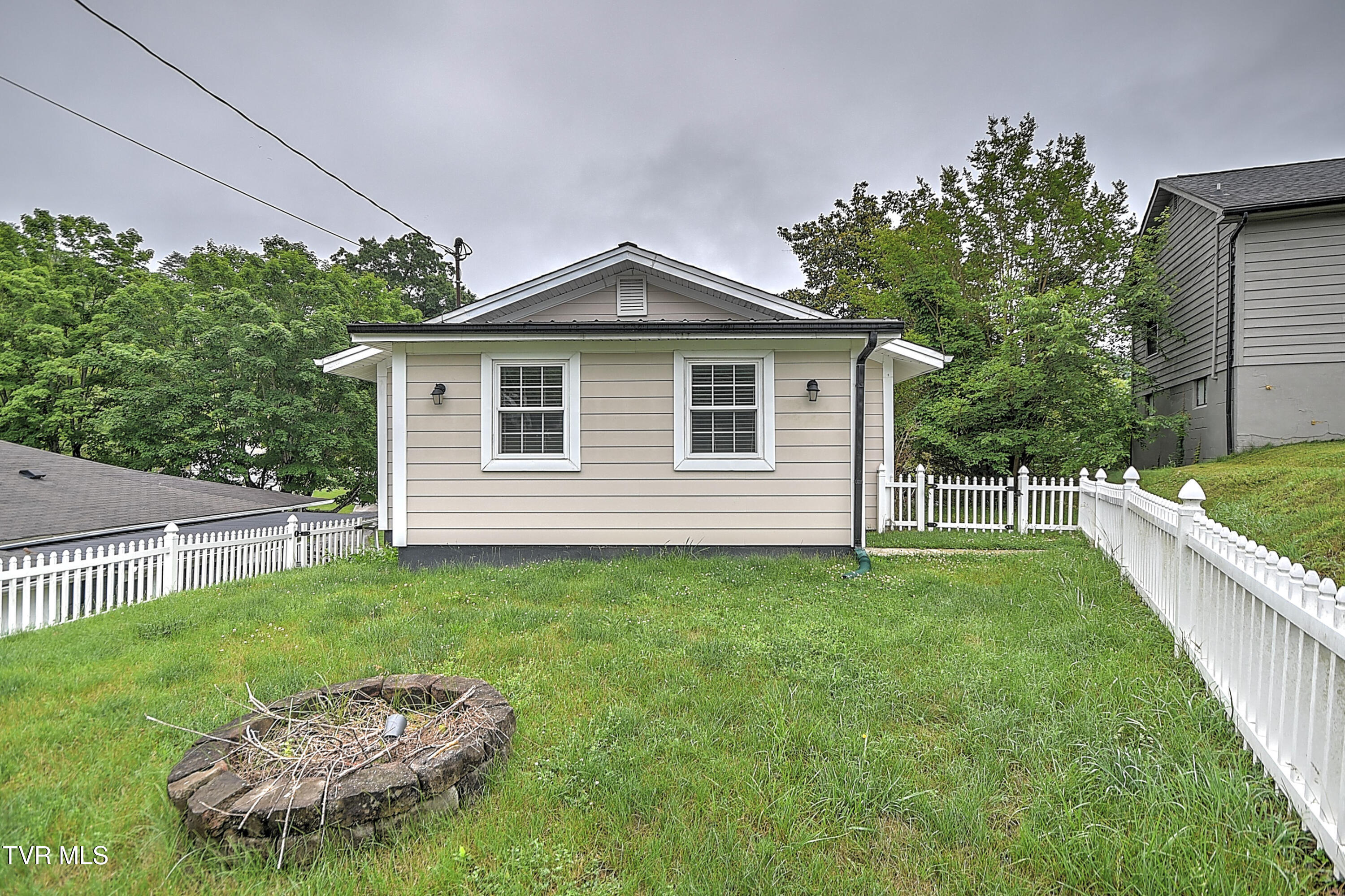 166 Reading Road South Weber City, VA 24290 - Photo 28 of 34 166 Reading JC-31