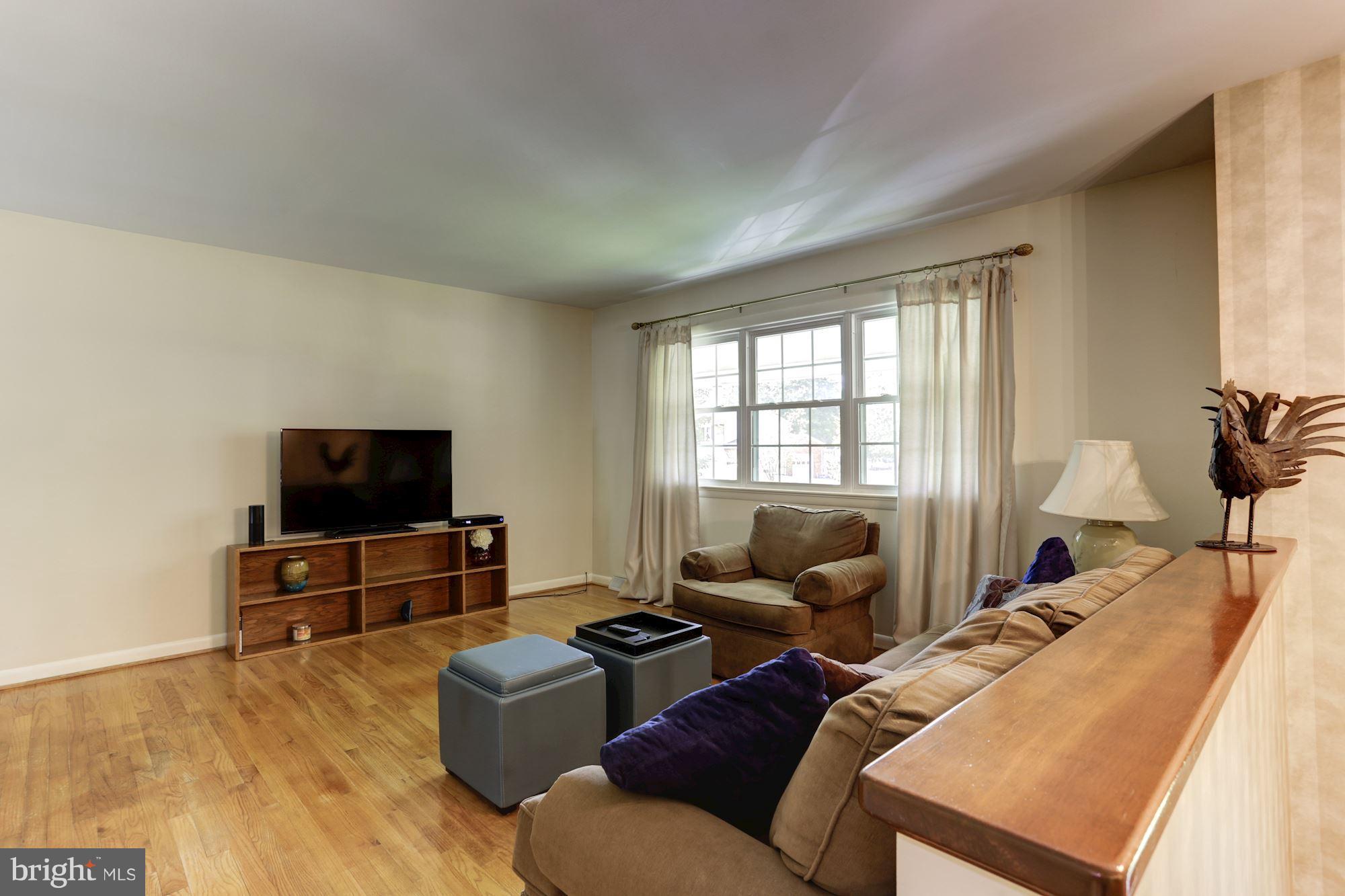 108 Claiborne Road Edgewater, MD 21037 - Photo 6 of 30 Family Room