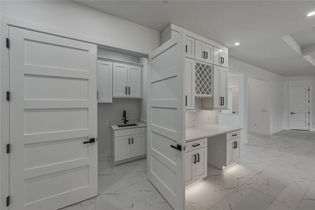 14080 Sydney Road Dover, FL 33527 - Photo 20 of 100