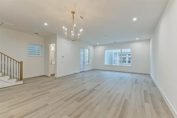 $2,998 | 7709 Earl Rudder Way, Houston, TX 77055