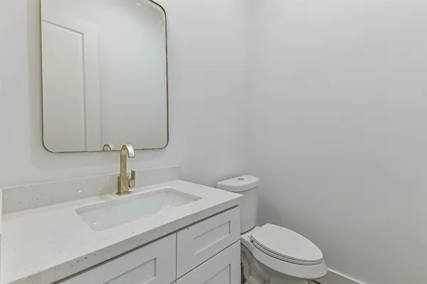 $2,998 | 7709 Earl Rudder Way, Houston, TX 77055