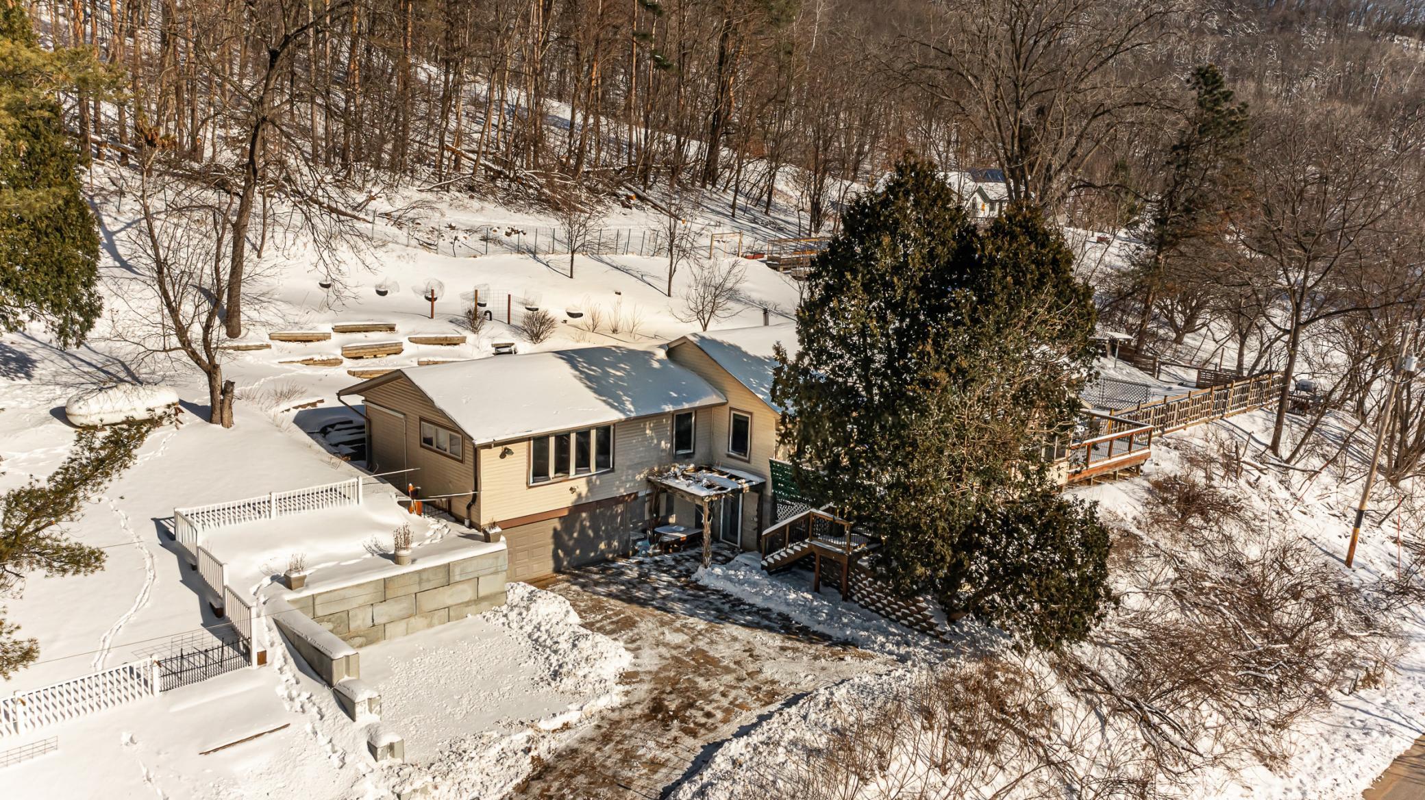 24413 Pickwick Loop Road Winona, MN 55987 - Photo 2 of 50