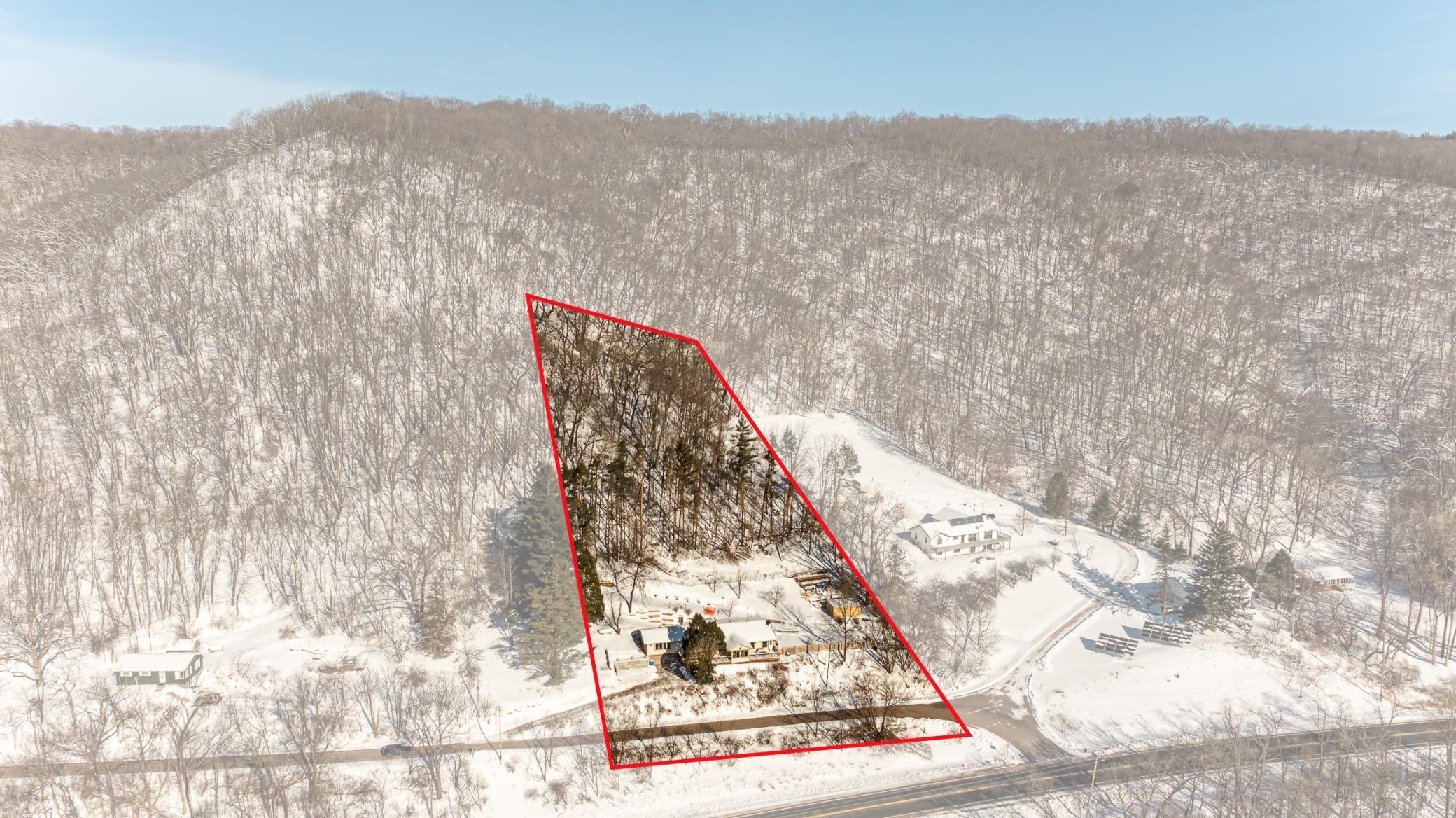 24413 Pickwick Loop Road Winona, MN 55987 - Photo 4 of 50