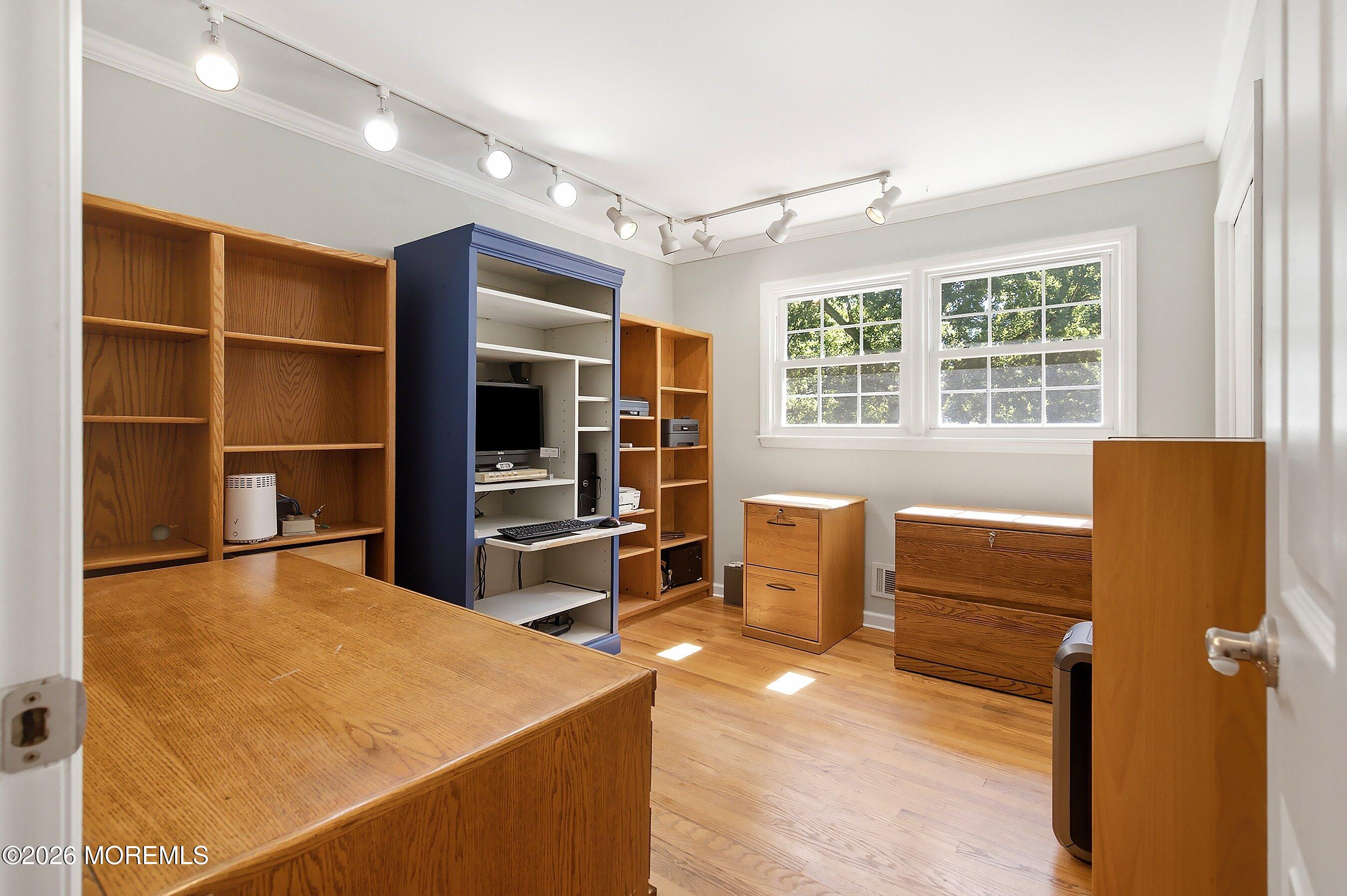 54 Half Mile Road Red Bank, NJ 07701 - Photo 26 of 50 22-Bed 1