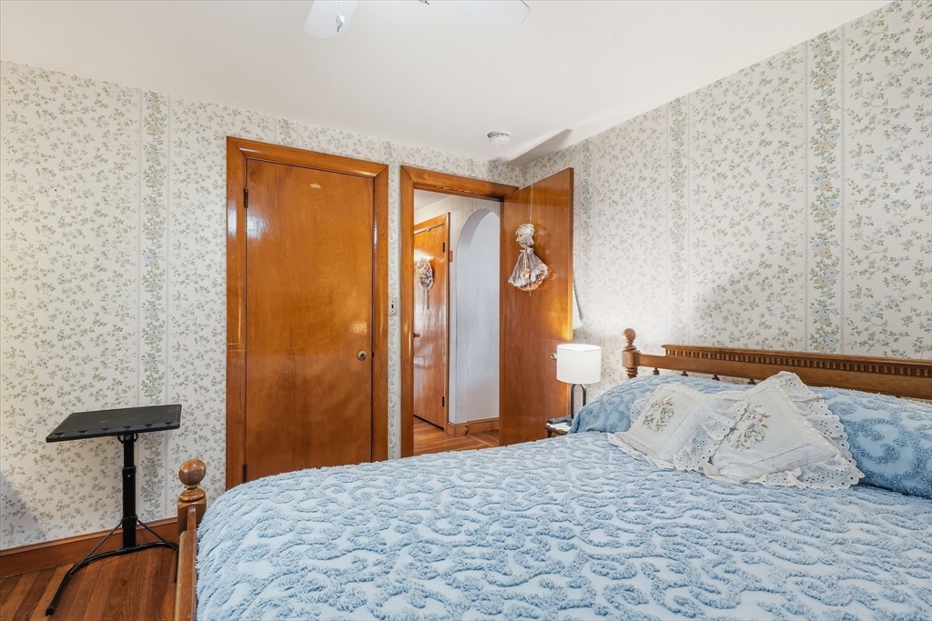 12 Cannon Rock Road Lynn, MA 01904 - Photo 13 of 42