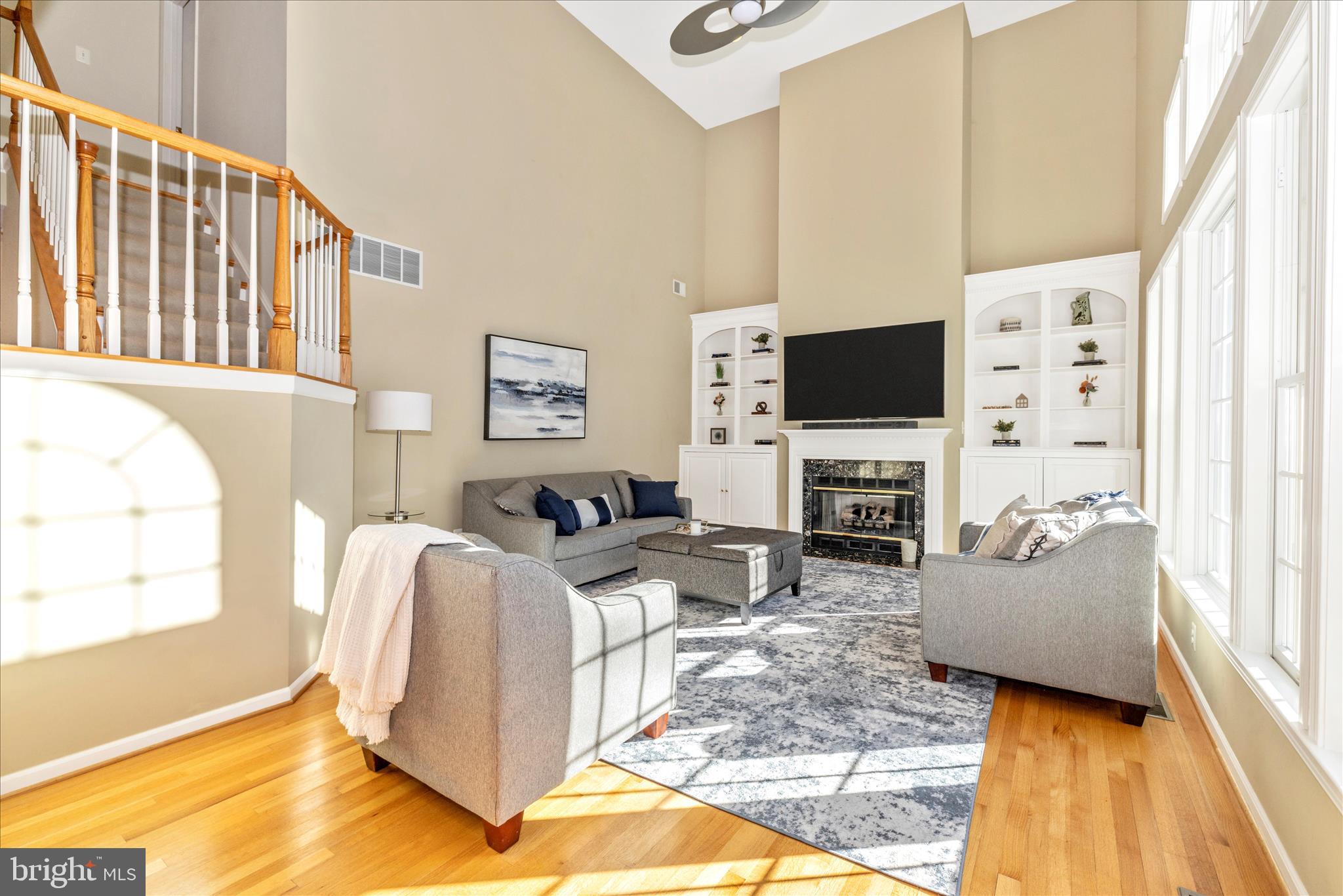15274 Ridge Hunt Drive Woodbine, MD 21797 - Photo 17 of 50 Living Room