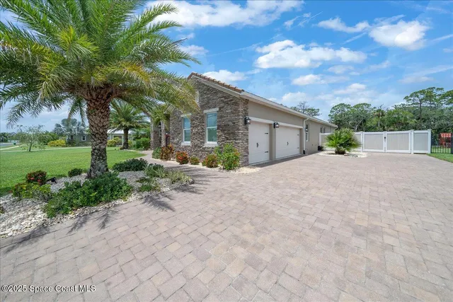 $1,060,000 | 4357 Preservation Circle, Melbourne, FL 32934