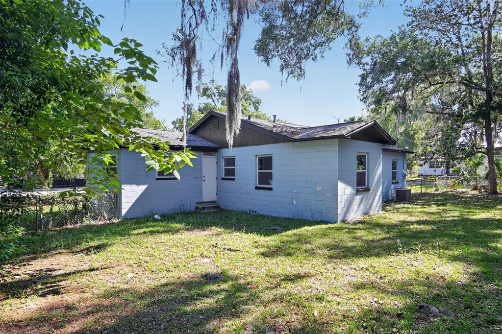 1308 Southwest 5th Street Ocala, FL 34471 - Photo 5 of 30