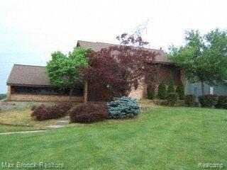 6397 Woodcrest Ridge Clarkston, MI 48346 - Photo 1 of 1 Front