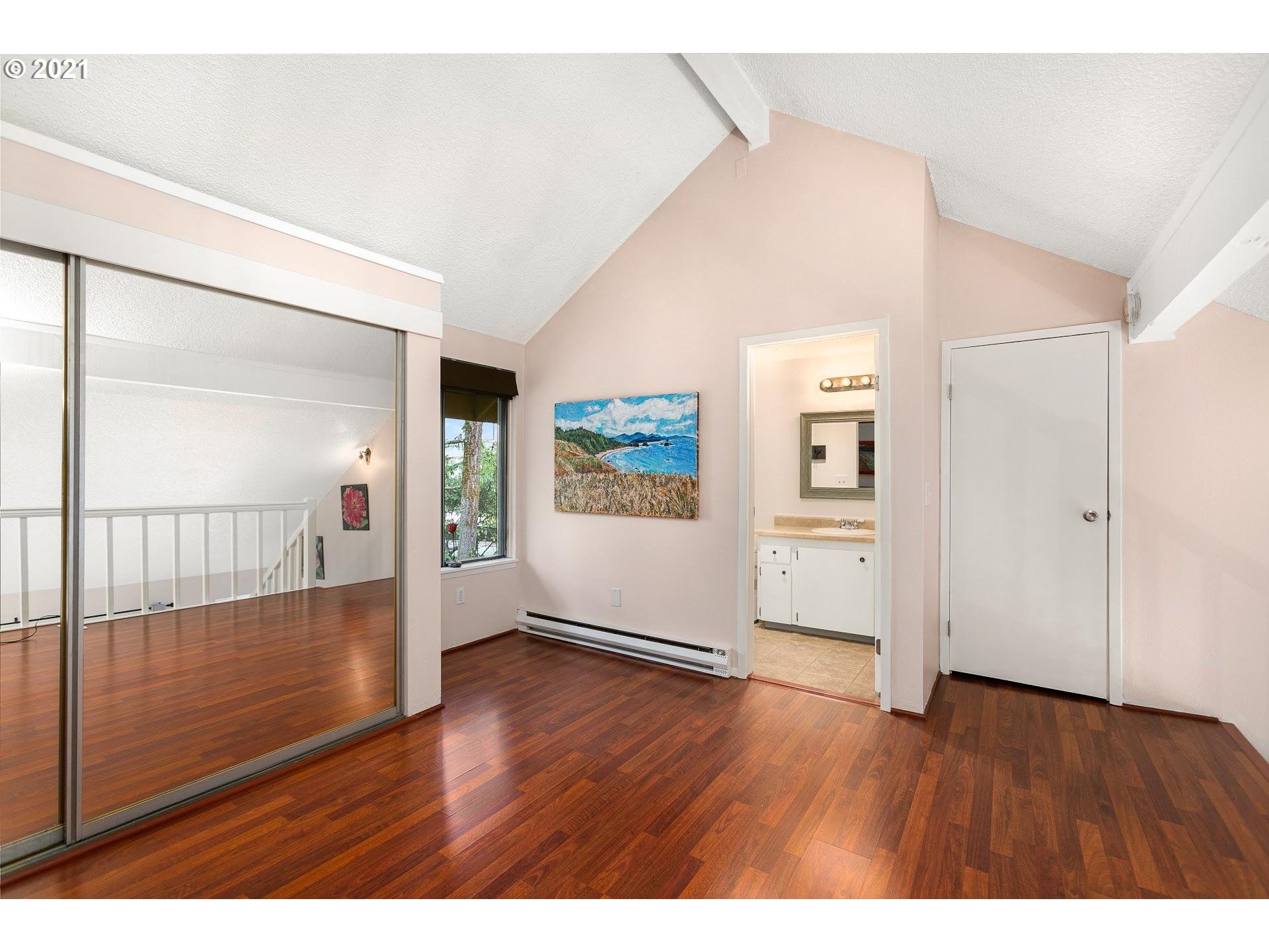 7530 Southwest Barnes Road, Unit C Portland, OR 97225 - Photo 17 of 25 Gallery Image 17