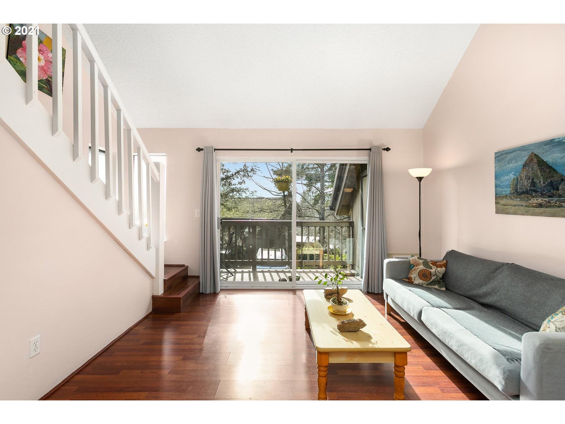 7530 Southwest Barnes Road, Unit C Portland, OR 97225 - Photo 3 of 25 Gallery Image 3