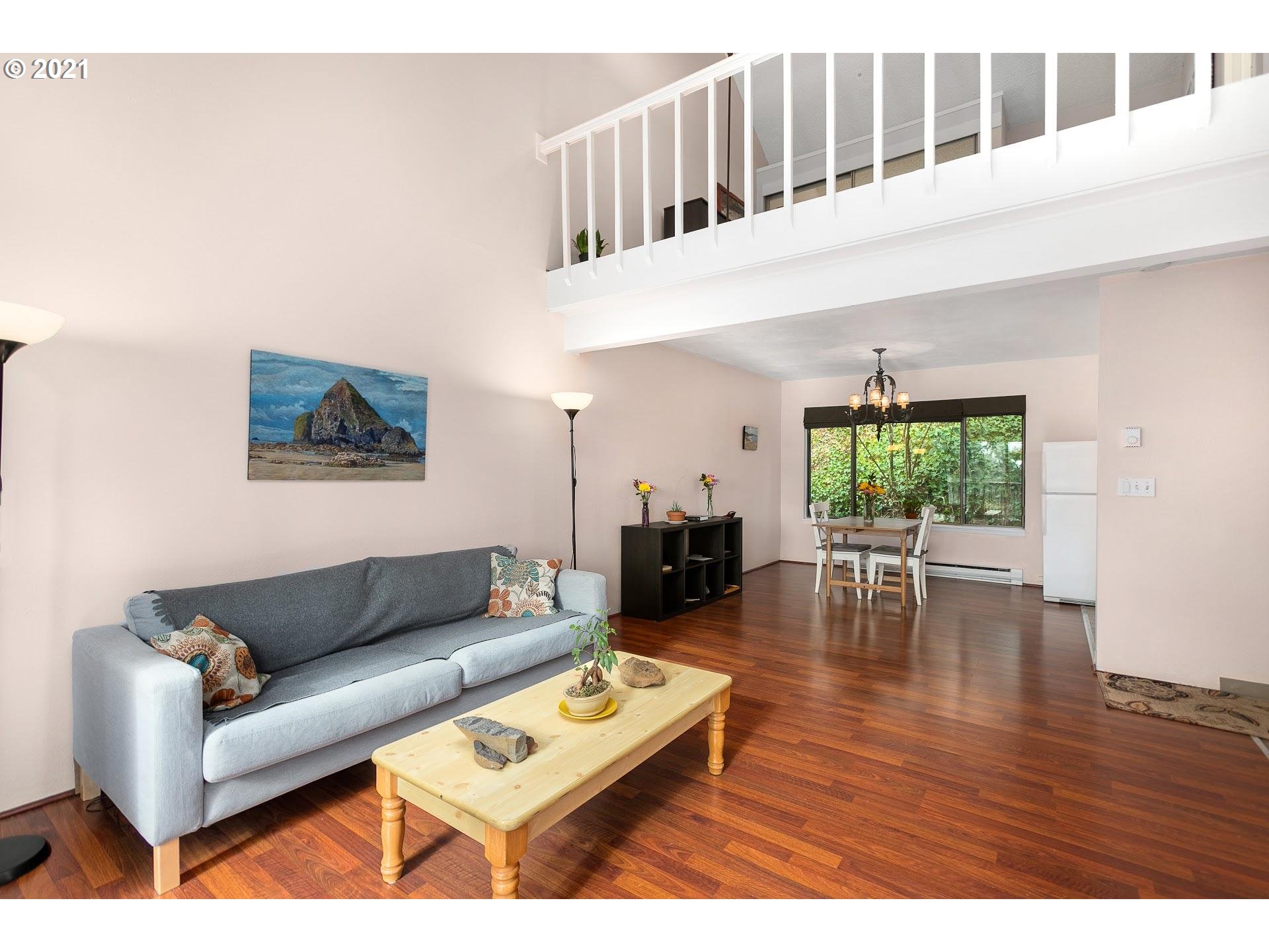 7530 Southwest Barnes Road, Unit C Portland, OR 97225 - Photo 5 of 25 Gallery Image 5