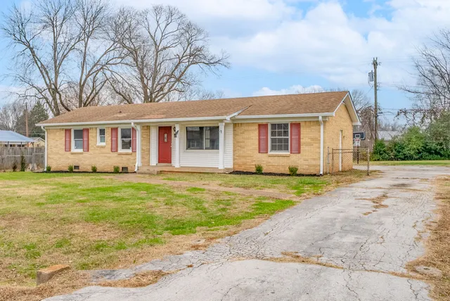 $1,395 | 2215 Green Acres Drive, Clarksville, TN 37042