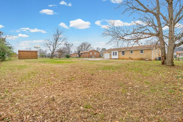 $1,395 | 2215 Green Acres Drive, Clarksville, TN 37042