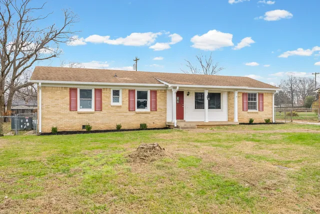 $1,395 | 2215 Green Acres Drive, Clarksville, TN 37042