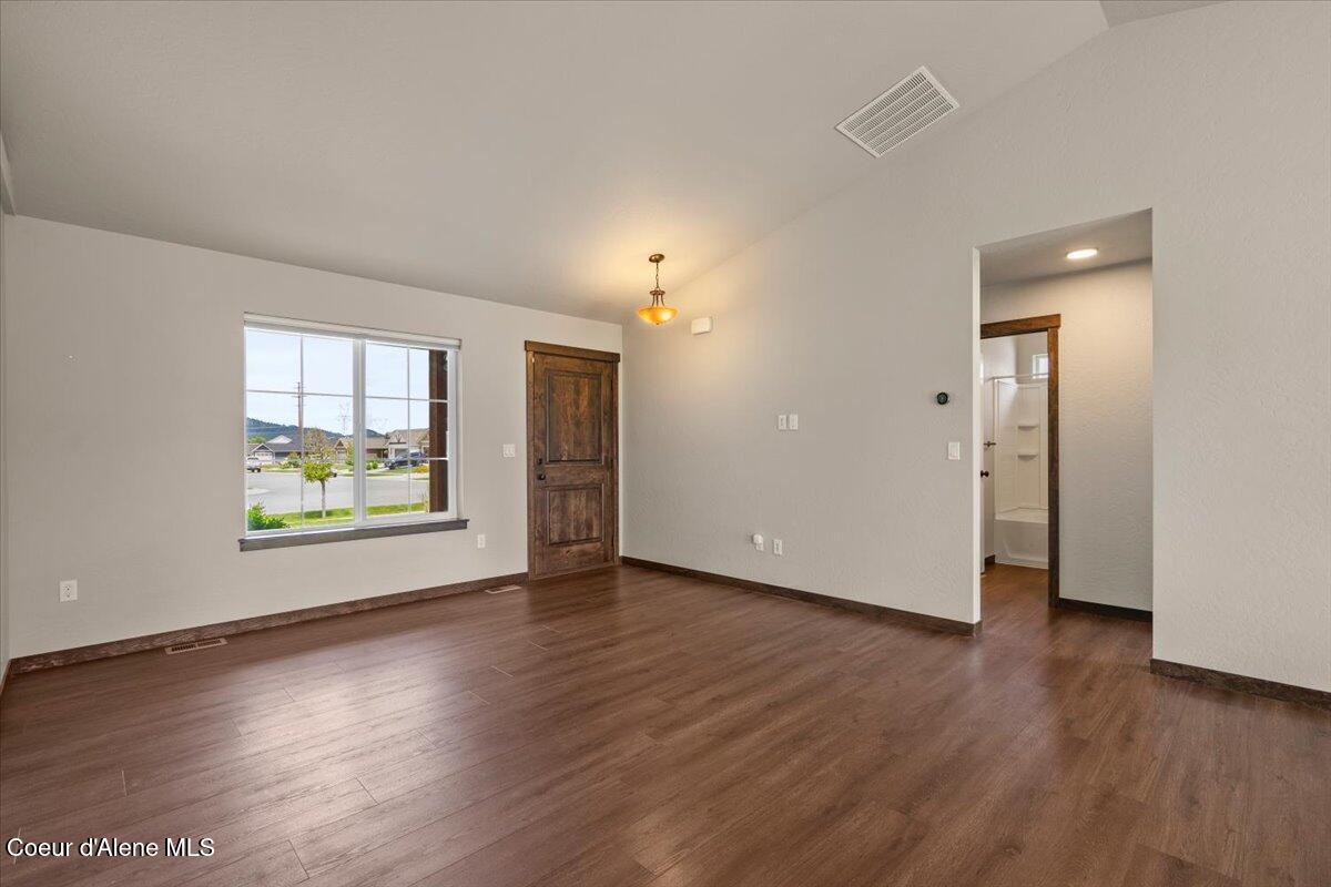 8544 West Seed Avenue Rathdrum, ID 83858 - Photo 14 of 41 14-Living Room