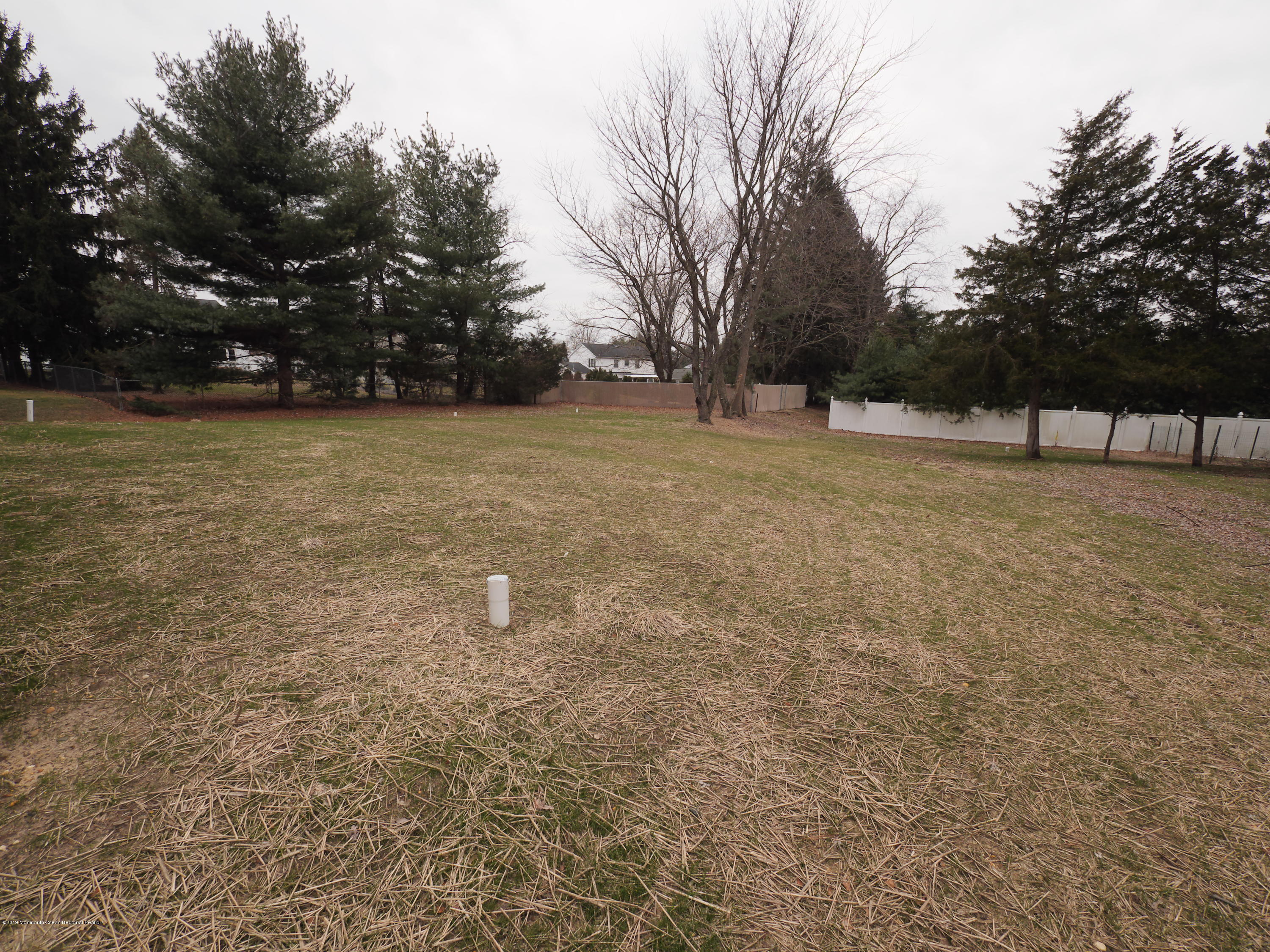 477 Line Road Aberdeen, NJ 07747 - Photo 4 of 39 P1221765