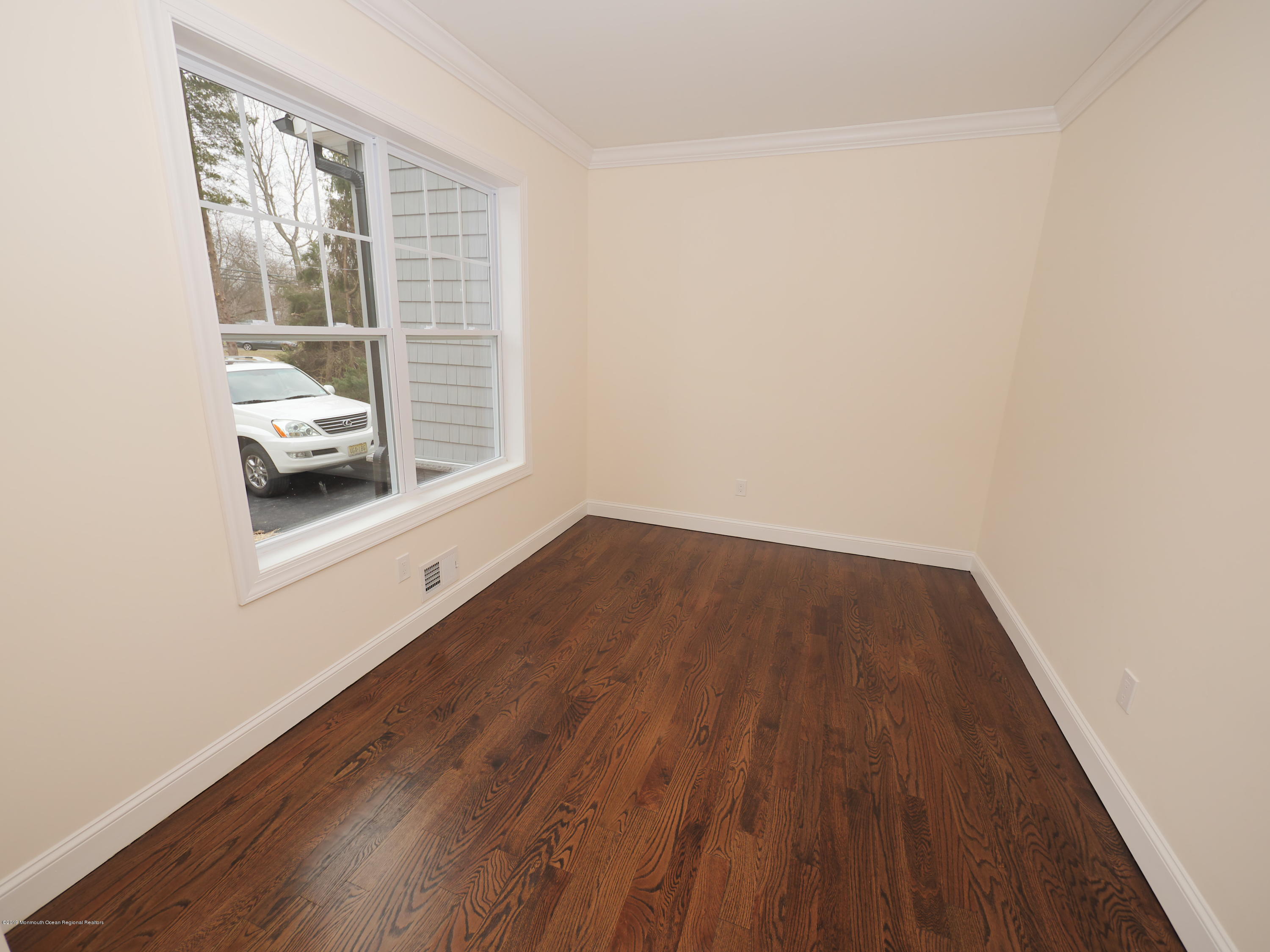 477 Line Road Aberdeen, NJ 07747 - Photo 7 of 39 P1221784