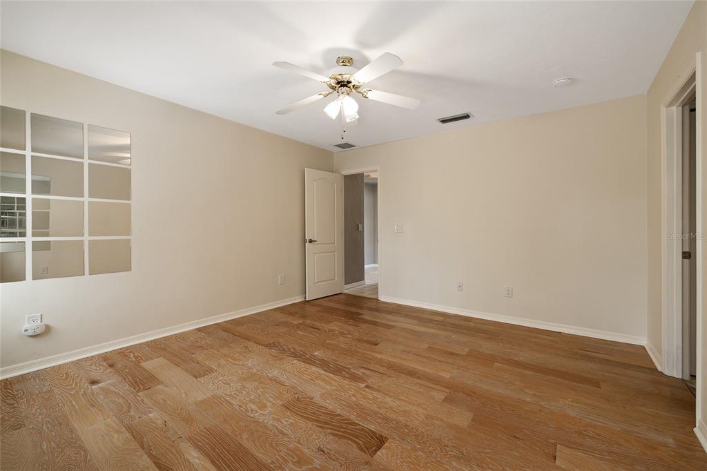 1128 Southwest 82 Terrace Gainesville, FL 32607 - Photo 23 of 37