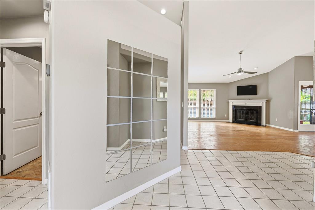 1128 Southwest 82 Terrace Gainesville, FL 32607 - Photo 6 of 37