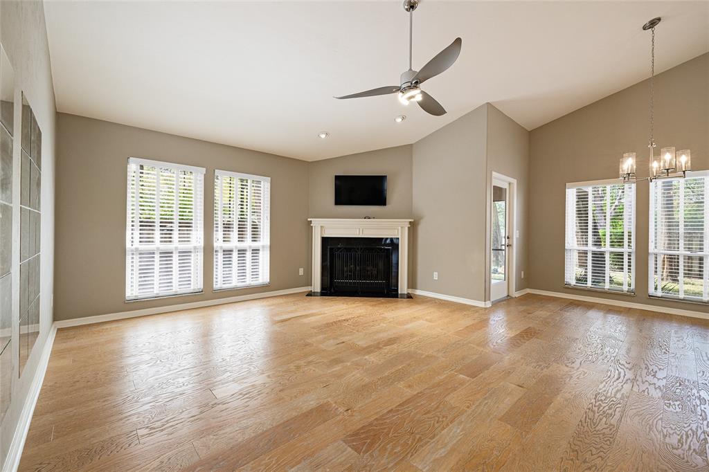 1128 Southwest 82 Terrace Gainesville, FL 32607 - Photo 7 of 37