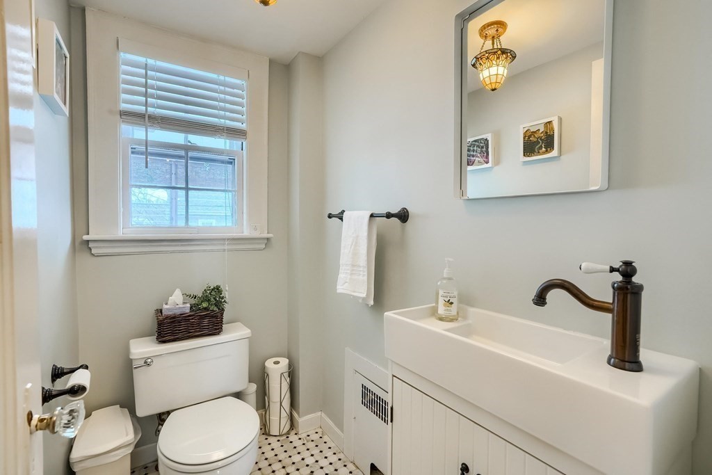 41 Russett Road Boston, MA 02132 - Photo 23 of 42 Gallery Image 23