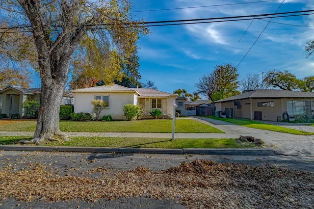 $360,000 | 2436 3rd Avenue, Merced, CA 95340