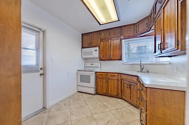 $360,000 | 2436 3rd Avenue, Merced, CA 95340