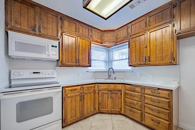 $360,000 | 2436 3rd Avenue, Merced, CA 95340