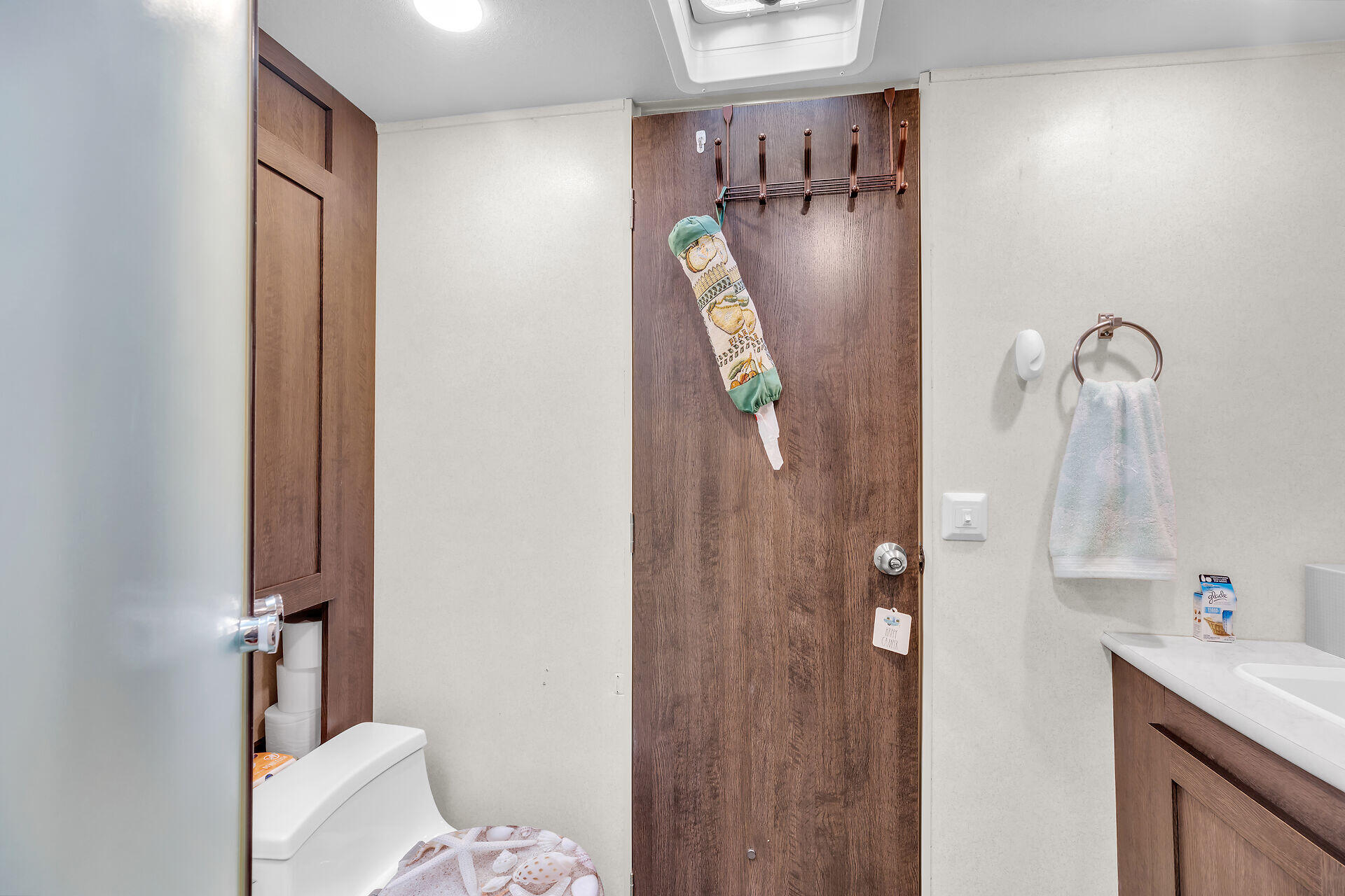 325 Calusa Street, Unit 70 Key Largo, FL 33037 - Photo 14 of 32 a bathroom with a shower and a sink