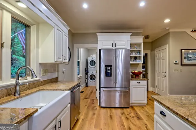 $1,075,500 | 160 Ridgepole Drive, Sky Valley, GA 30537