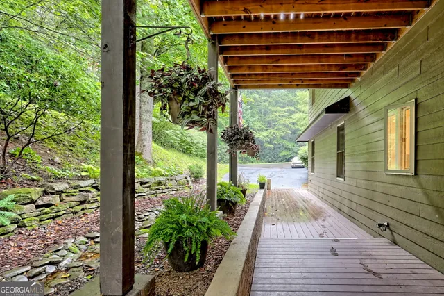 $1,075,500 | 160 Ridgepole Drive, Sky Valley, GA 30537