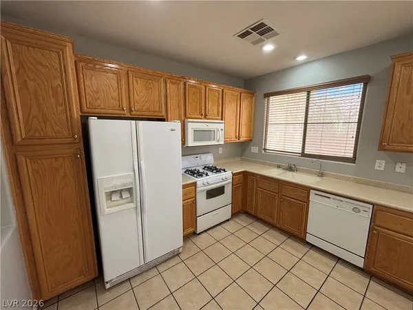 $2,195 | 10729 West Broxden Junction Avenue, Las Vegas, NV 89166