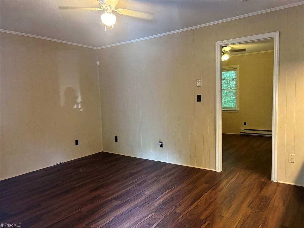 4295 Brownsboro Road, Unit 4 Winston-Salem, NC 27106 - Photo 2 of 5