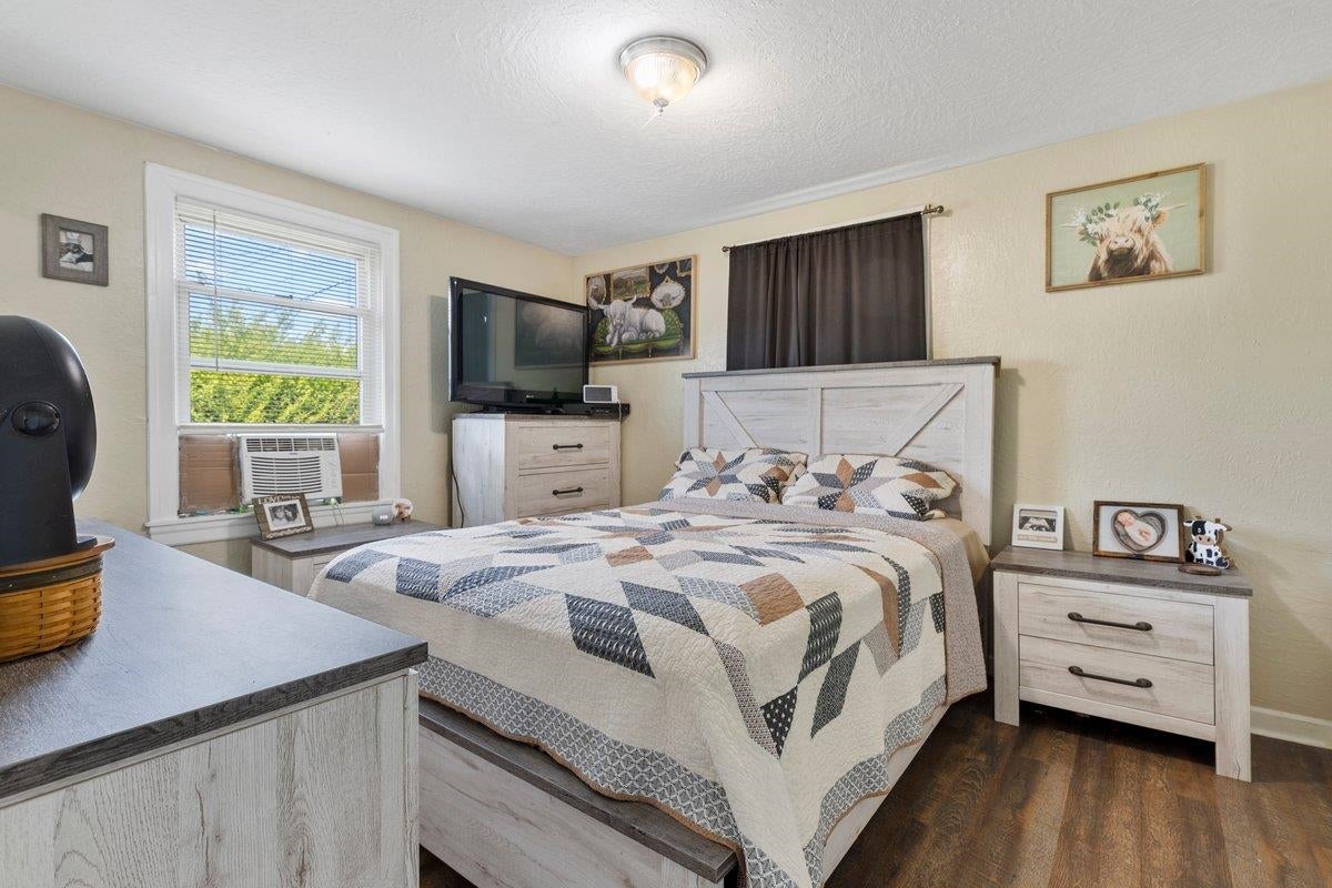 658 Mercer Road Rich Creek, VA 24147 - Photo 17 of 61 Gallery Image 17