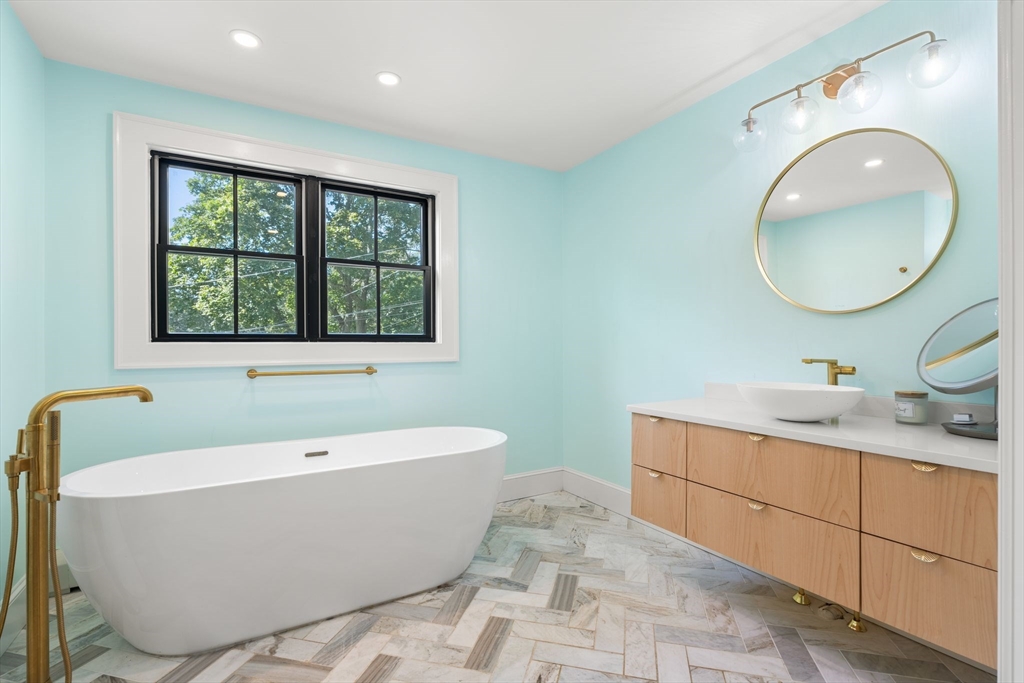 4 Dornell Road Ipswich, MA 01938 - Photo 22 of 41