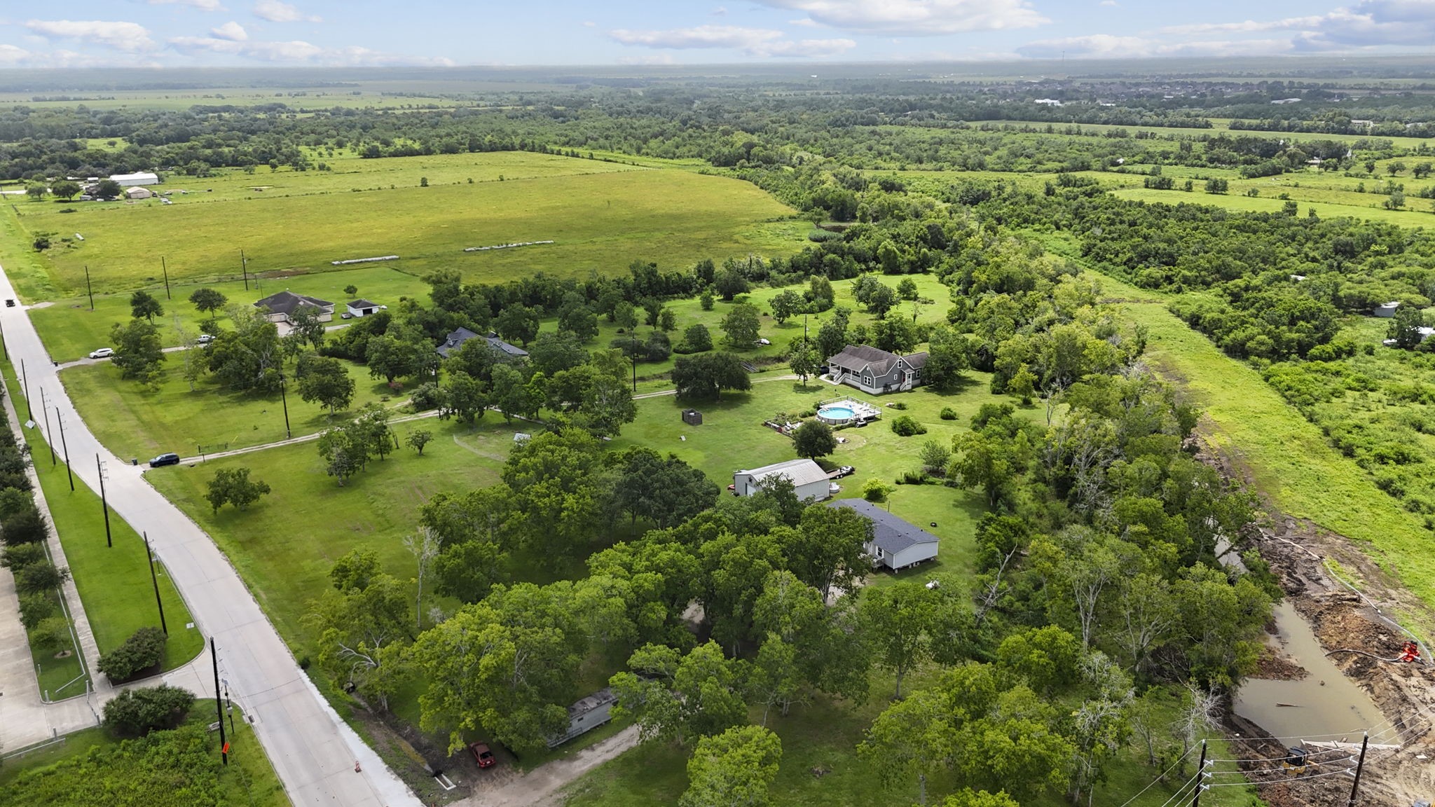 4322 County Road 64 Rosharon, TX 77583 - Photo 6 of 46