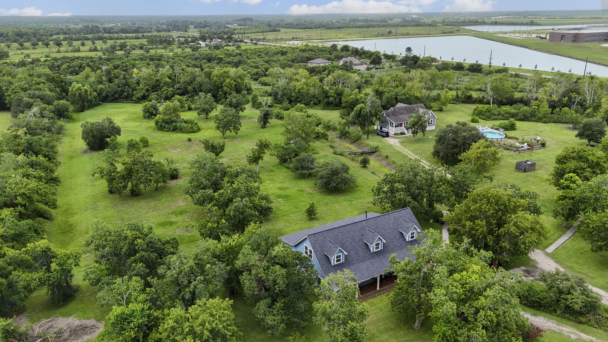 4322 County Road 64 Rosharon, TX 77583 - Photo 9 of 46